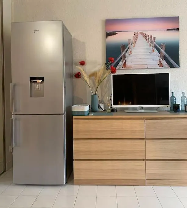 Frejus Plage Paradis T1 Cabine Clim Terrasse Wi-Fi France